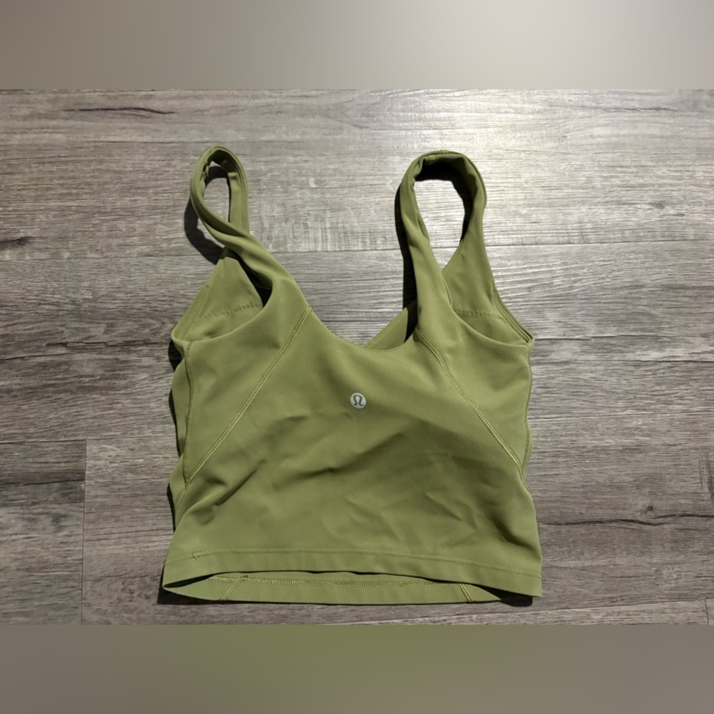 Women’s Lululemon Cropped Tank 2